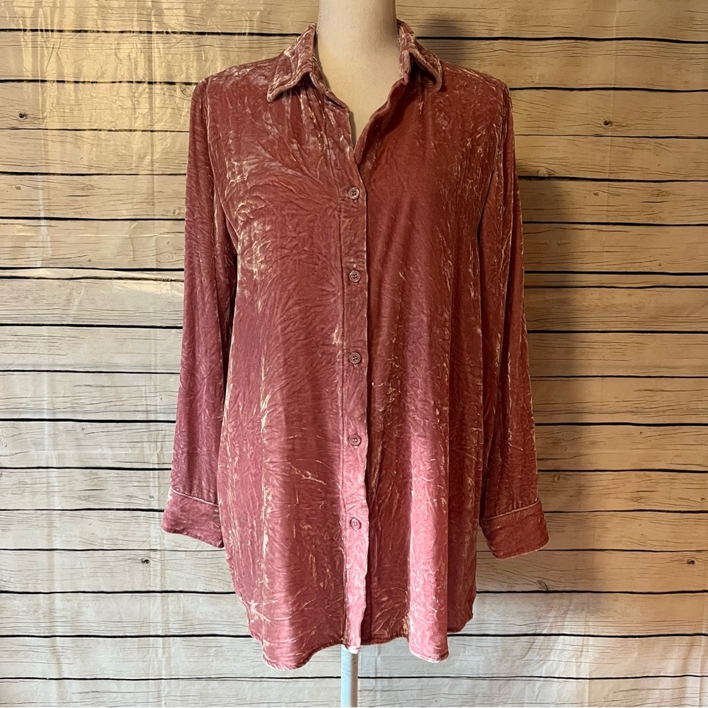 Soft Surroundings Rose Crushed Velvet Boyfriend Button-Down Shirt